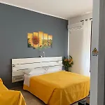 La Casa Di Tina Bed & Breakfast 4*