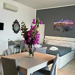 فندق مبيت وإفطار La Casa Di Tina 4*