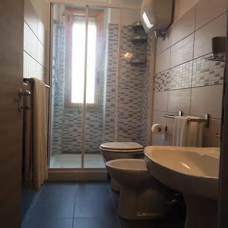 La Casa Di Tina לינה וארוחת בוקר בריאטיקו