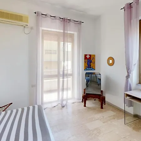 Alojamento de Acomodação e Pequeno-almoço La Casa Di Tina 3*