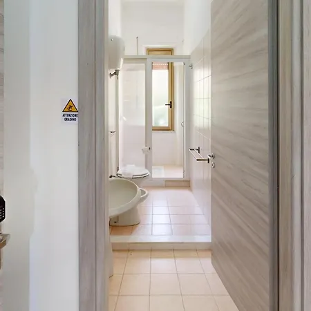 La Casa Di Tina לינה וארוחת בוקר בריאטיקו